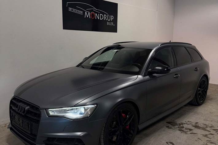Sort Audi A6 fra 2017 set udefra