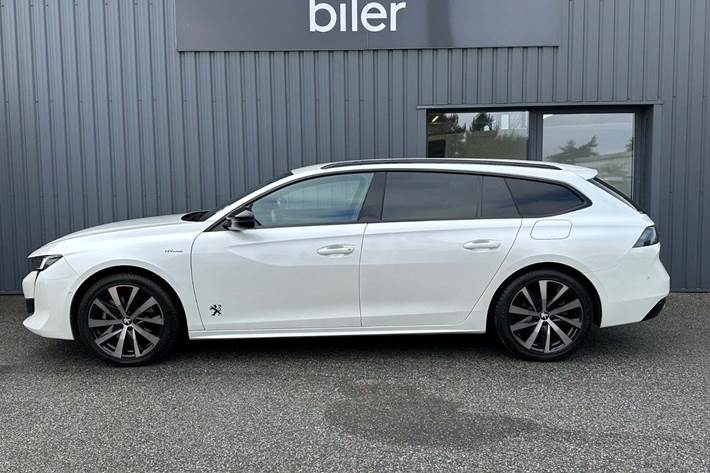 Hvid Peugeot 508 fra 2020