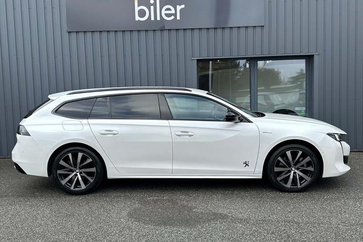 Hvid Peugeot 508 fra 2020