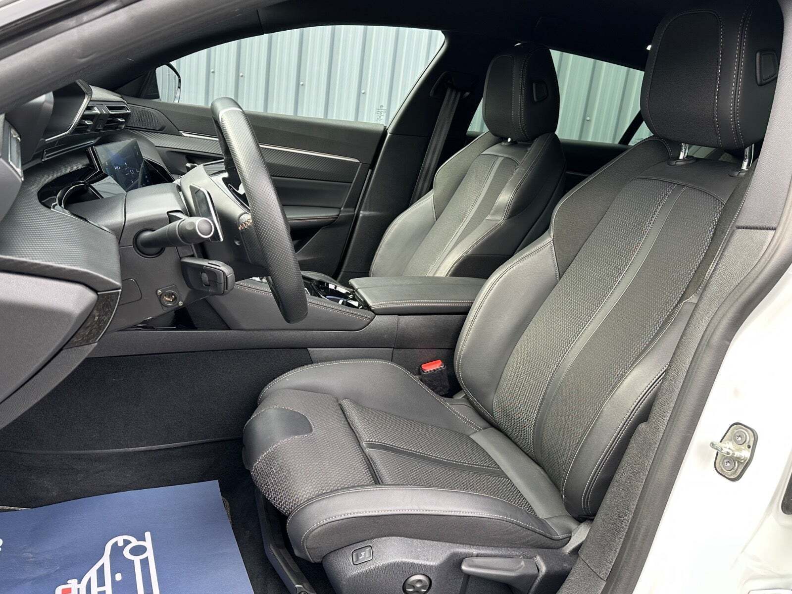 Hvid Peugeot 508 fra 2020
