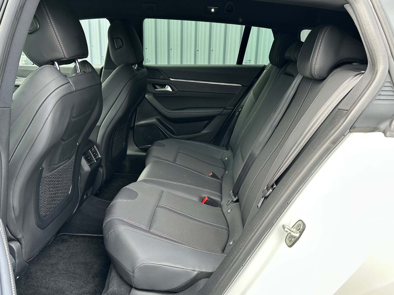 Hvid Peugeot 508 fra 2020