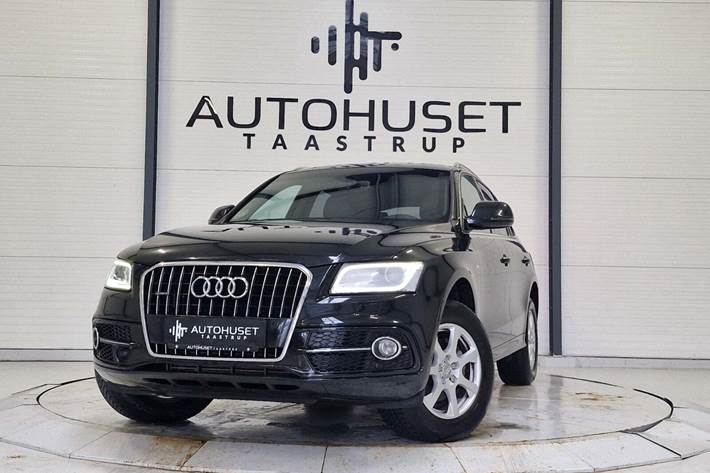 Sort Audi Q5 fra 2016 set udefra