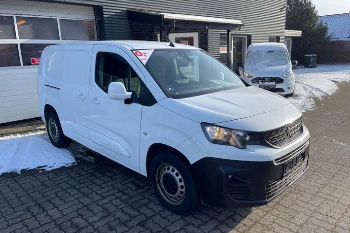 undefined Peugeot Partner fra 2019 set udefra