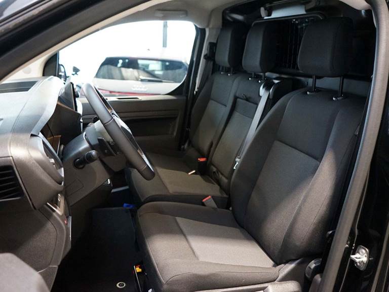 Toyota ProAce 75 Long Comfort Master+