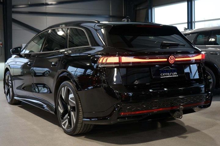 Sort VW ID.7 fra 2025