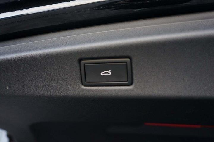 Sort VW ID.7 fra 2025