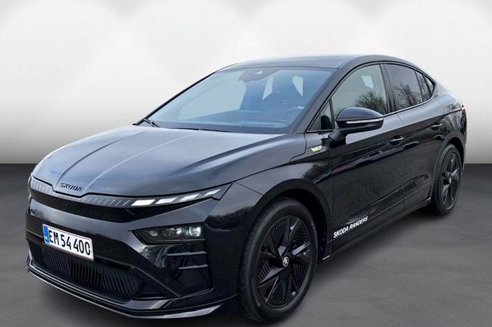 Sort Skoda Enyaq fra 2026 set udefra