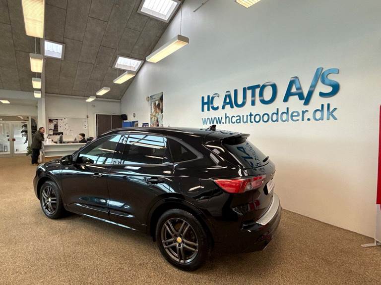 Ford Kuga 2,5 PHEV ST-Line CVT