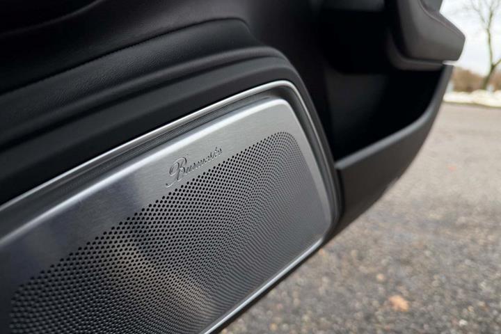 Sort Porsche Panamera GTS fra 2019