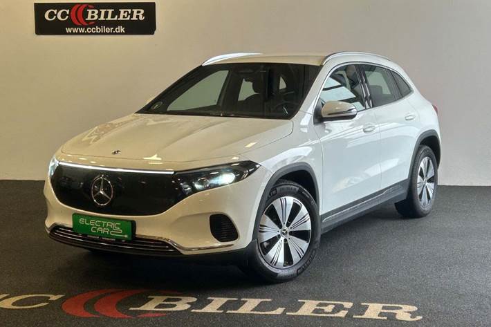Hvid Mercedes EQA250+ fra 2024 set udefra