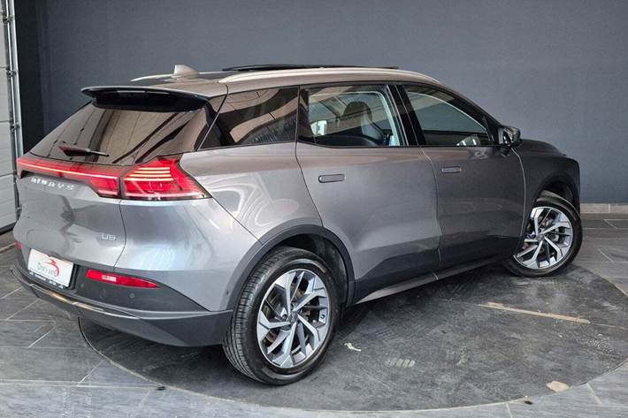 Grå Aiways U5 fra 2023