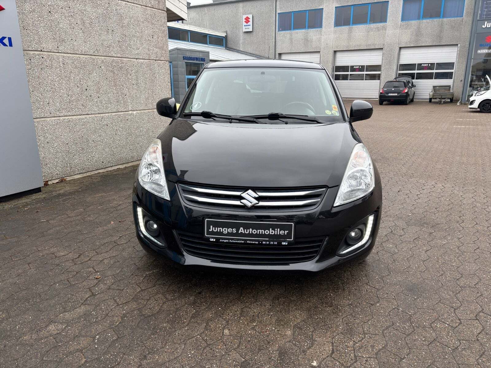 Sort Suzuki Swift fra 2016