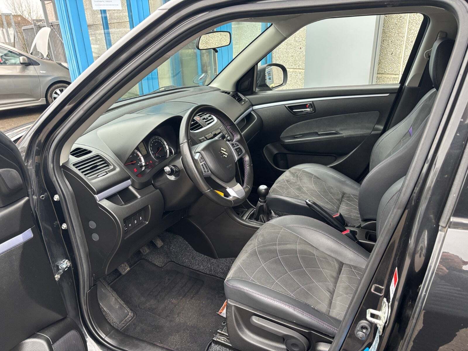 Suzuki Swift 1,2 Dualjet Style