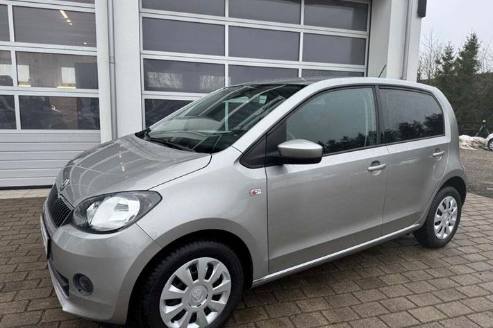 Sølv Skoda Citigo fra 2016 set udefra