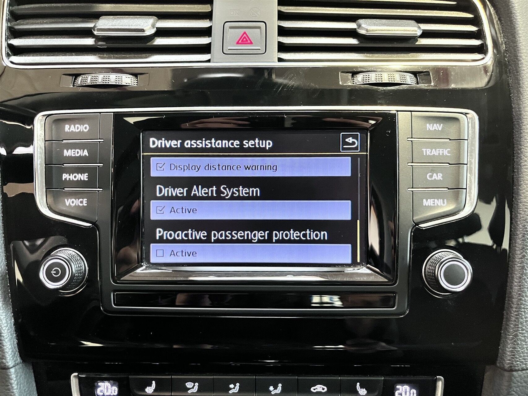 Blå VW Golf fra 2014