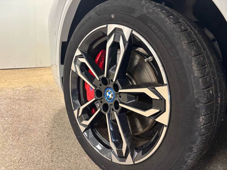 BMW iX2 eDrive20 EL M-Sport 204HK 5d Aut.