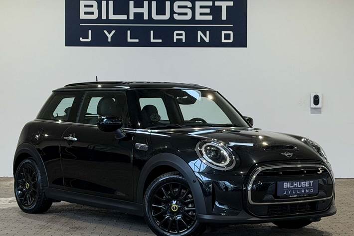 Sort Mini Cooper SE fra 2022