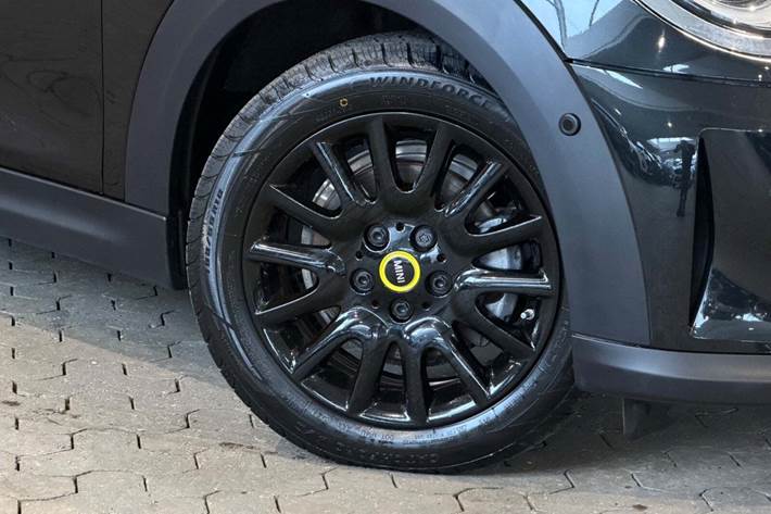 Sort Mini Cooper SE fra 2022