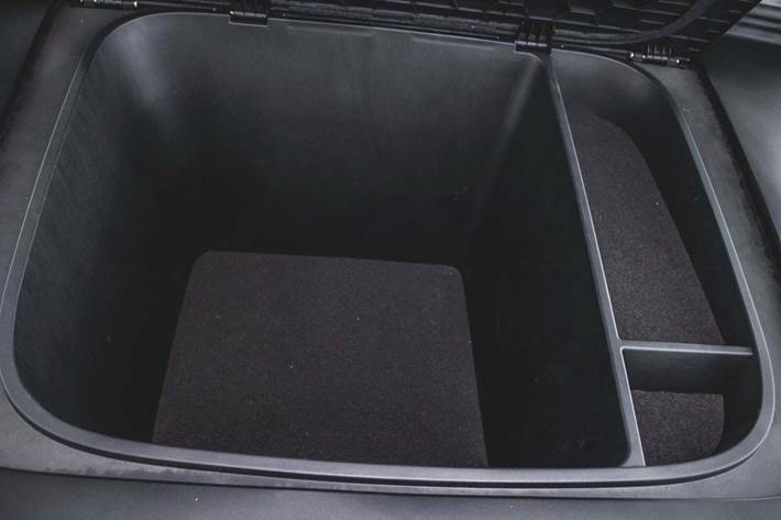 Hvid Voyah Free fra 2025