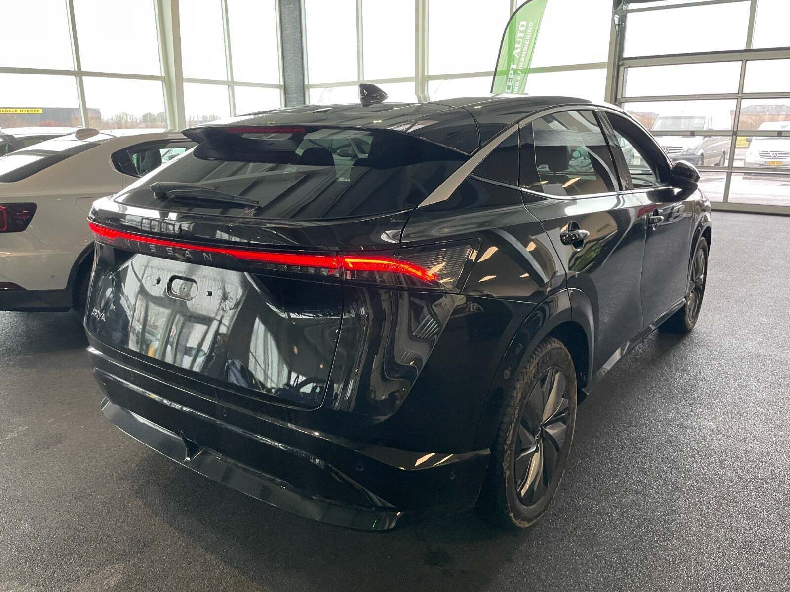Sort Nissan Ariya fra 2024