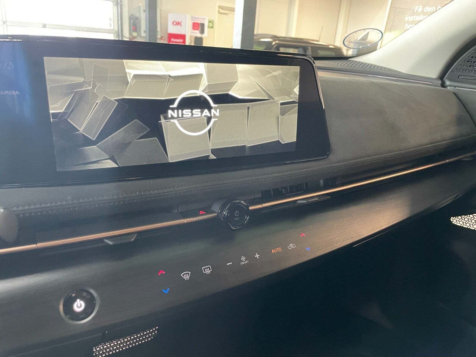 Sort Nissan Ariya fra 2024