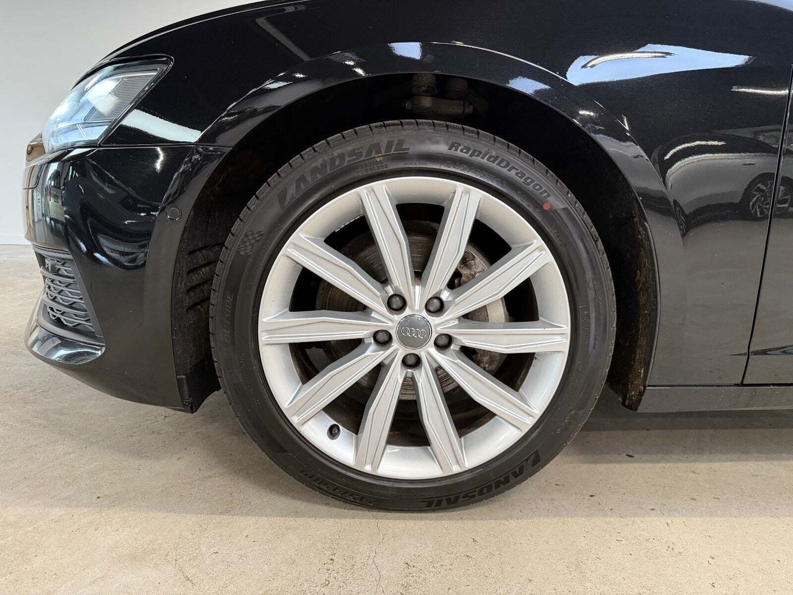 Sort Audi A6 fra 2019