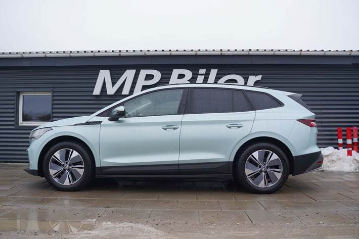 Turquoise Skoda Enyaq fra 2022