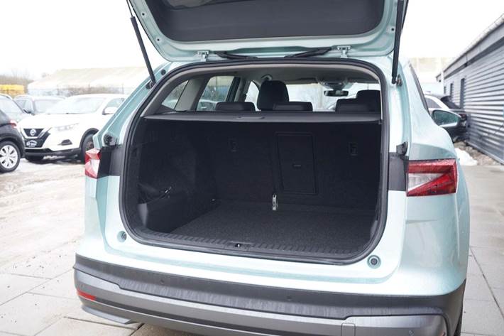 Turquoise Skoda Enyaq fra 2022