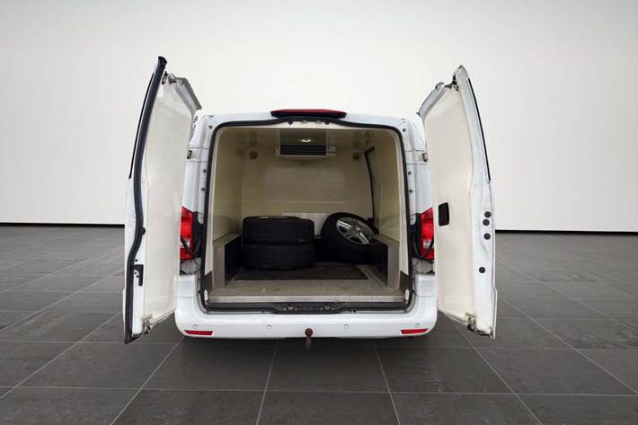 Hvid Mercedes Vito 114 fra 2018