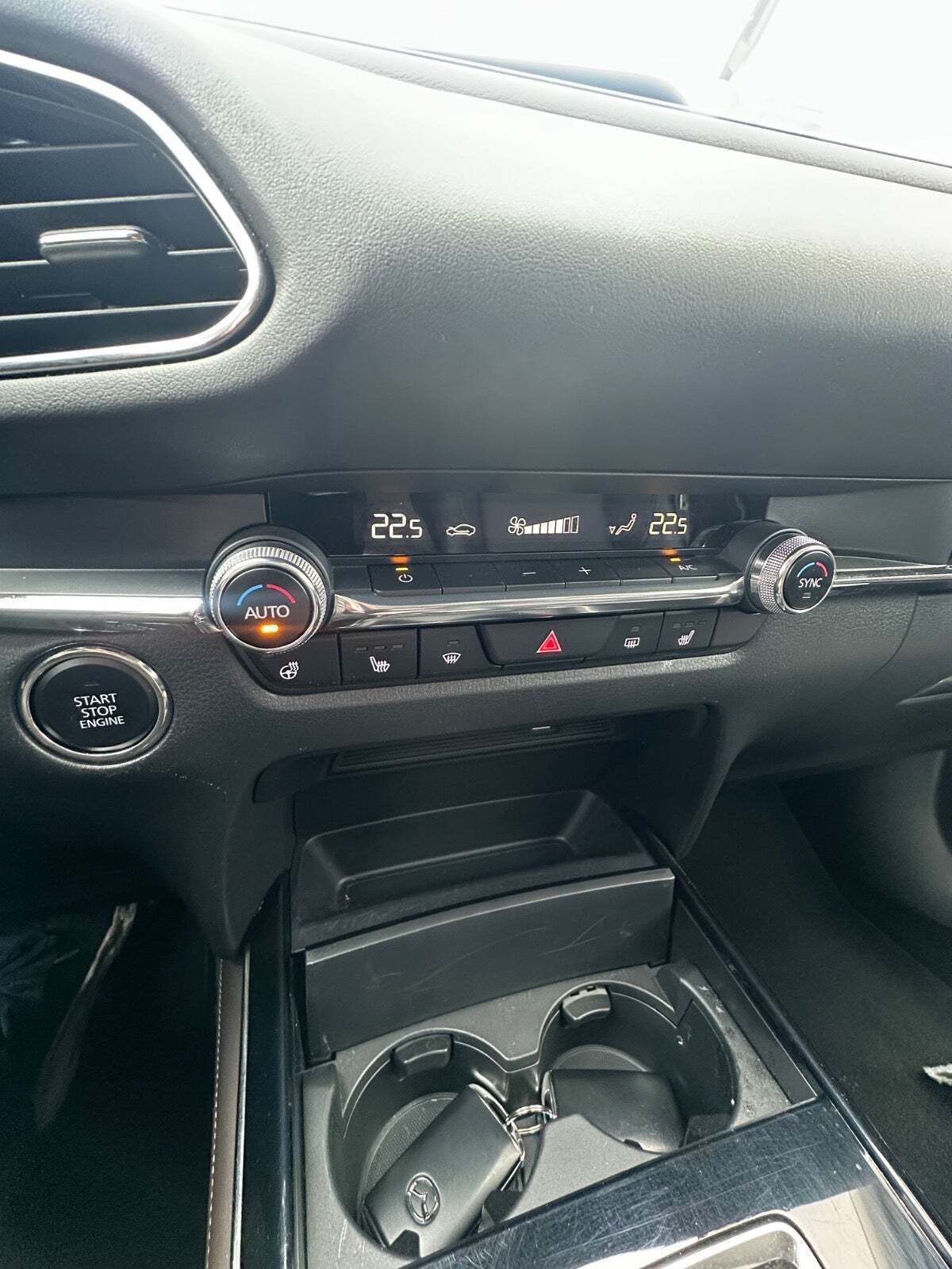 Rød Mazda CX-30 fra 2021