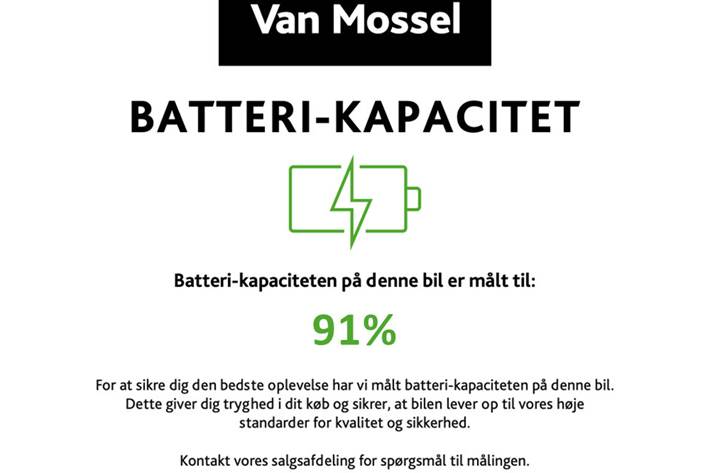 Grå Peugeot e-208 fra 2021