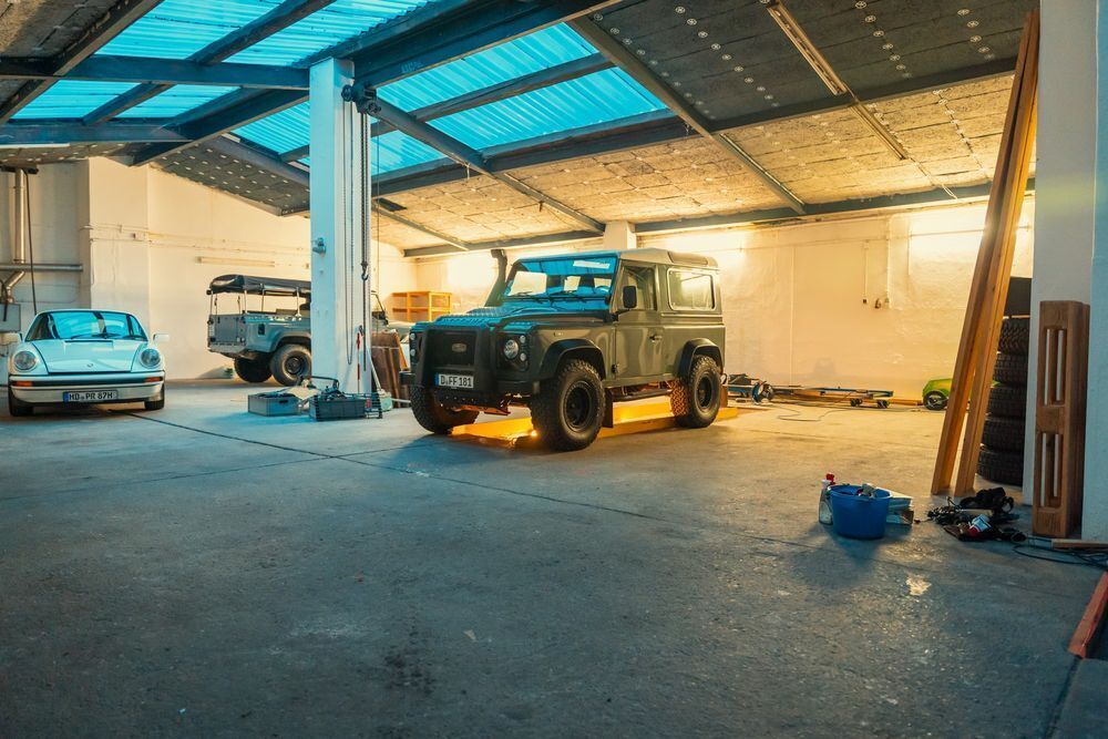 Land Rover Defender 90 XS Station Wagon