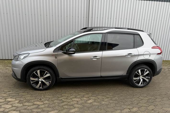 Grå Peugeot 2008 fra 2018