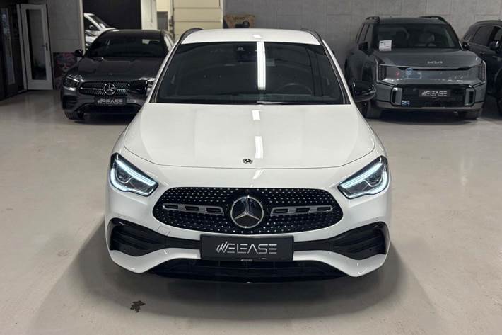 Hvid Mercedes GLA250 e fra 2021