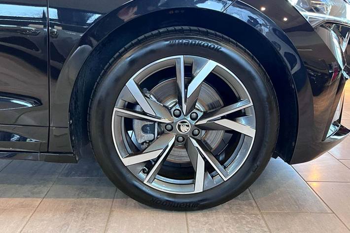 Sort Skoda Enyaq fra 2025