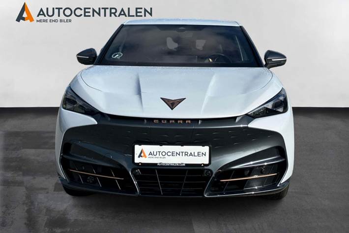 Hvid Cupra Tavascan fra 2025