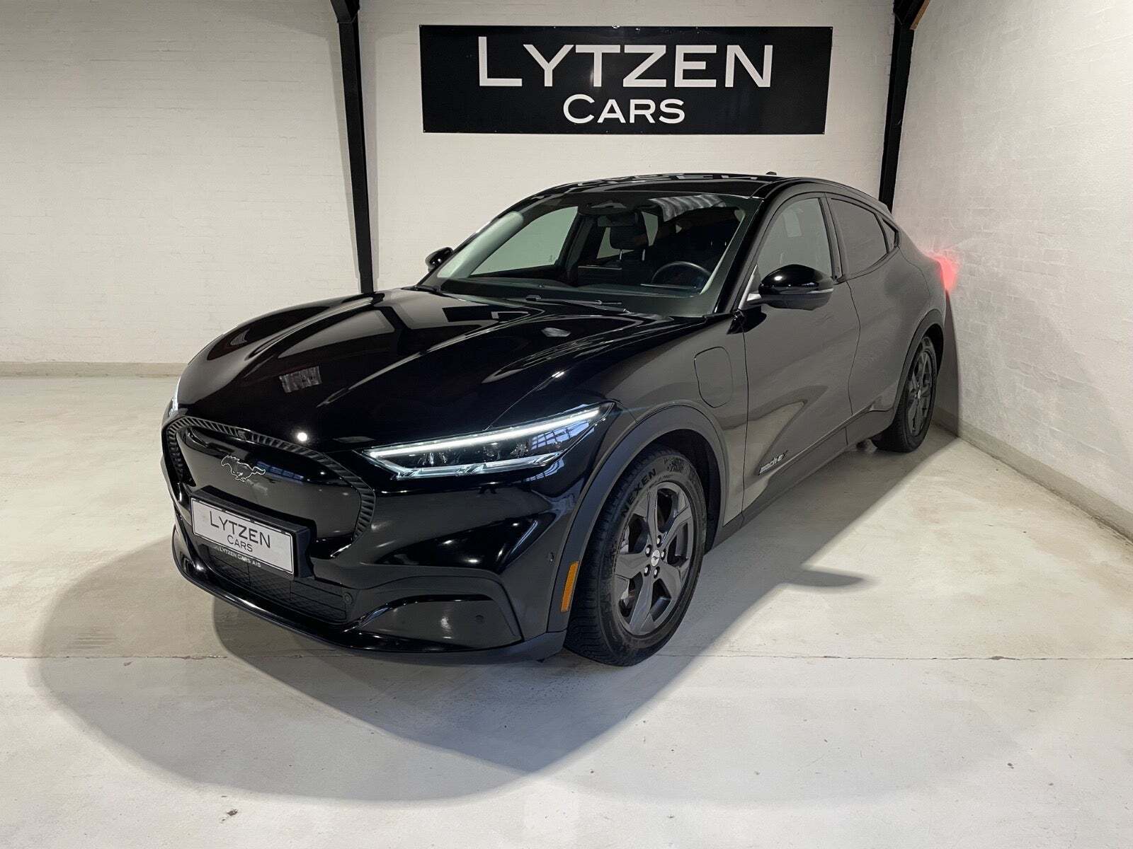 Ford Mustang Mach-E 88 Extended Range