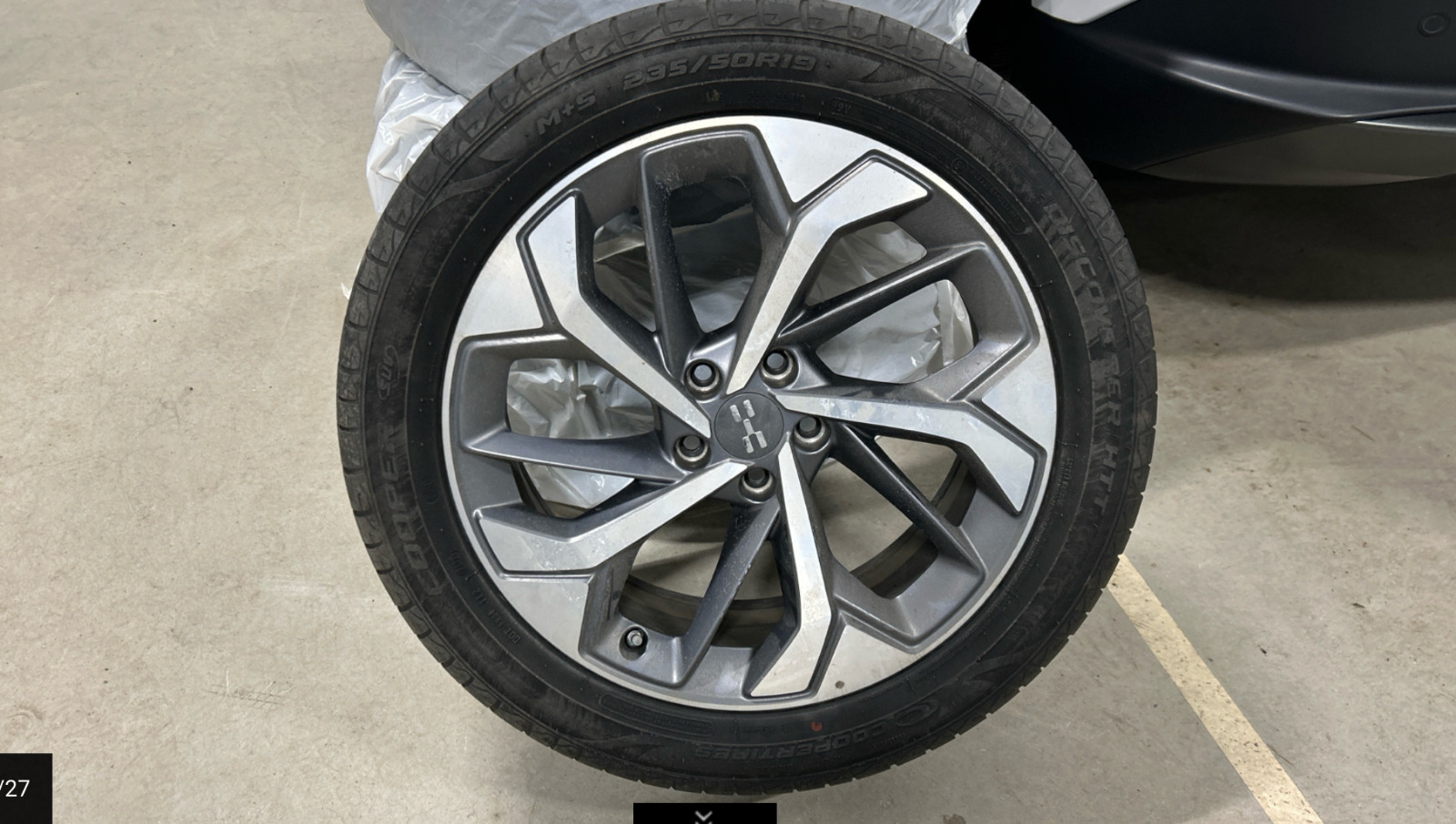 Hvid Aiways U5 fra 2022