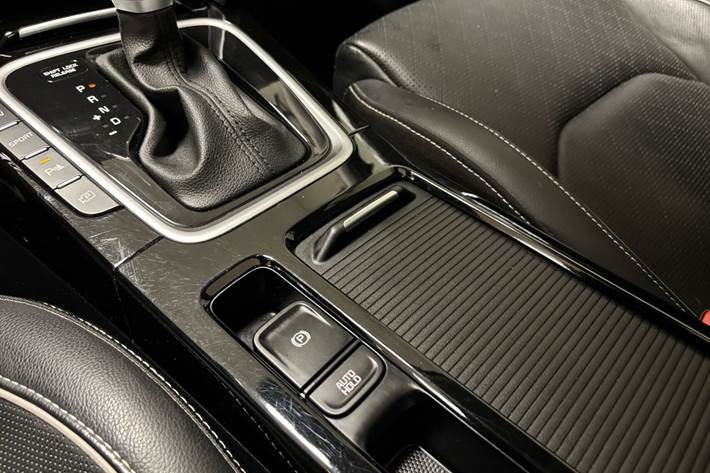 Hvid Kia Ceed fra 2022