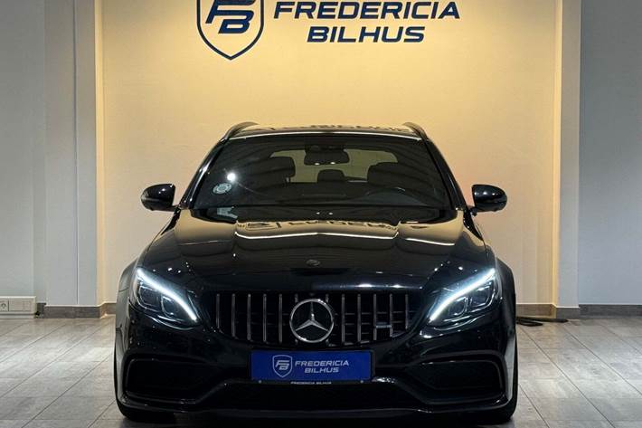 Sort Mercedes C63 fra 2017