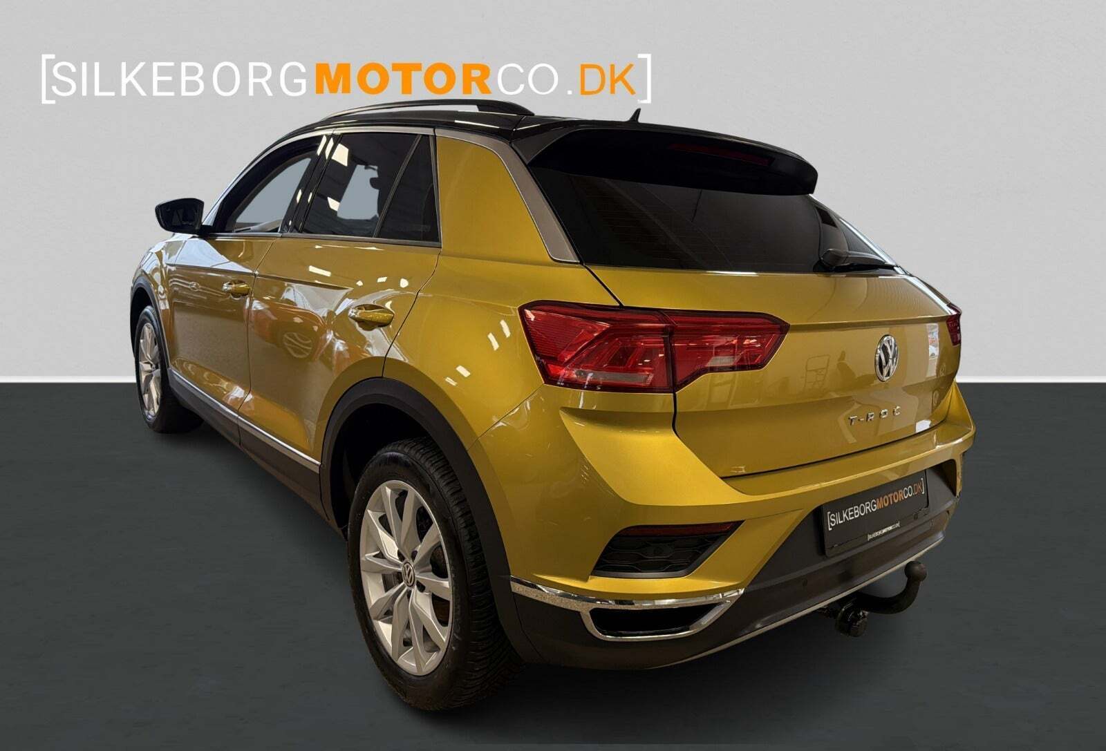 Gul VW T-Roc fra 2019