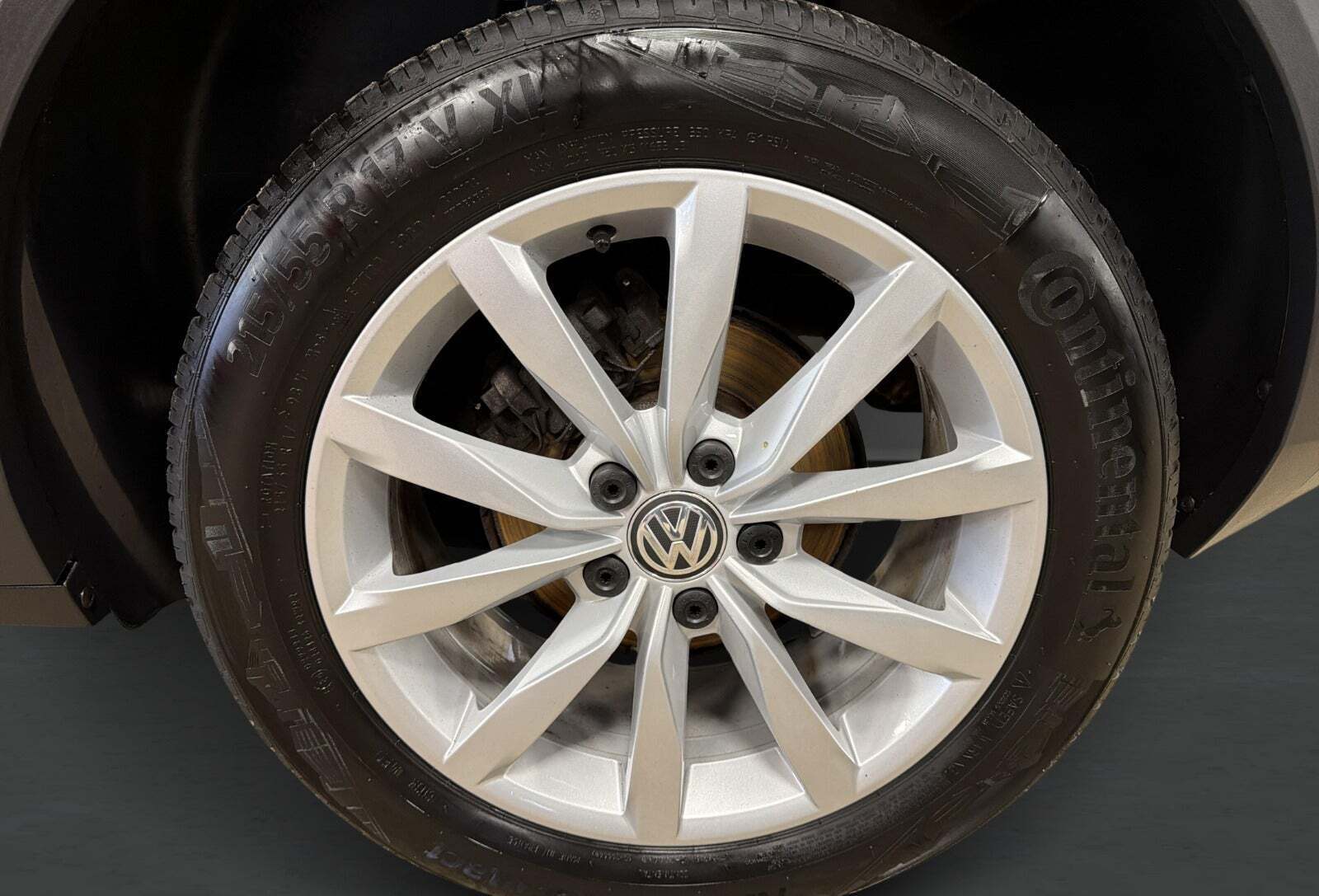 Gul VW T-Roc fra 2019