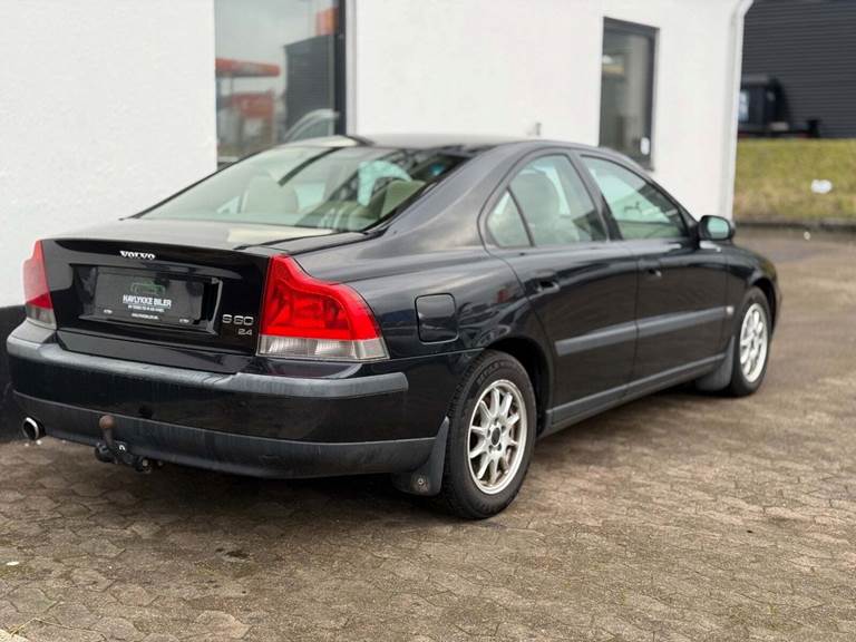 Volvo S60 2,4 140