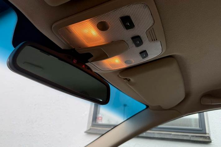 Sort Volvo S60 fra 2002