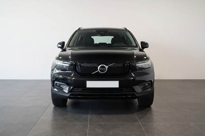 Sort Volvo XC40 fra 2020