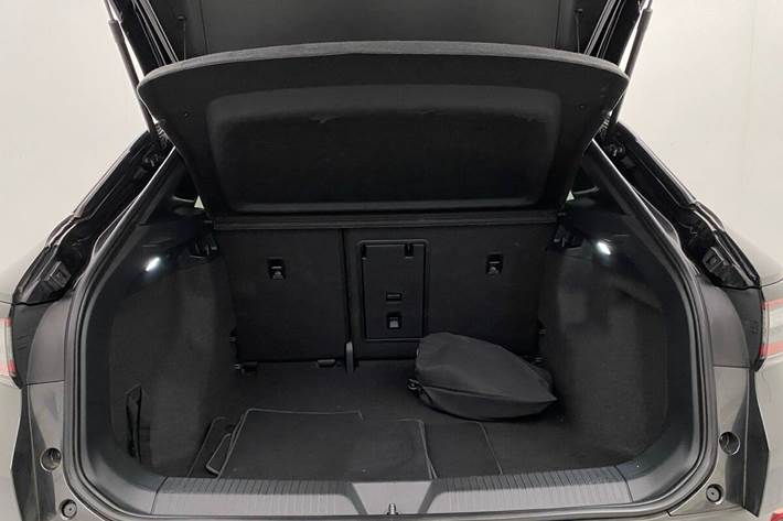 Grå VW ID.4 fra 2021