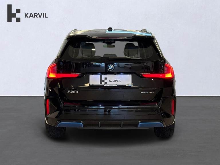 BMW iX1 xDrive30 Fully Charged M-Sport