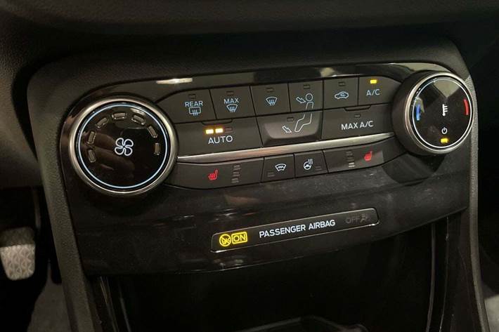 Sølv Ford Puma fra 2022