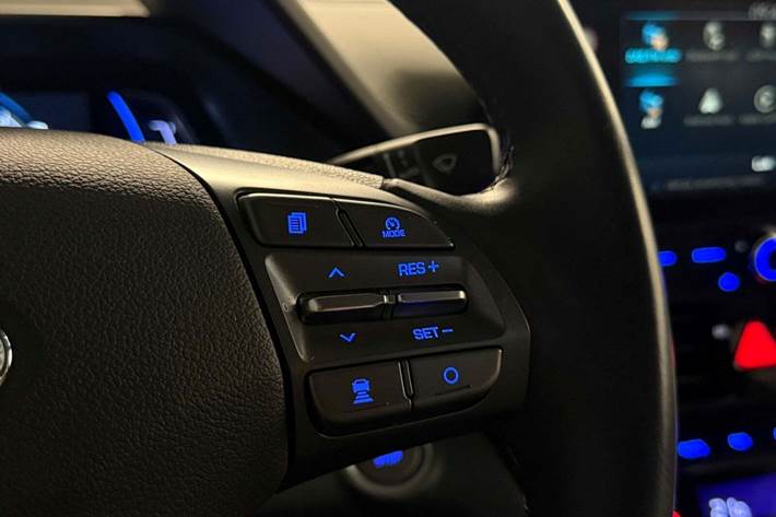 Grå Hyundai Ioniq fra 2021