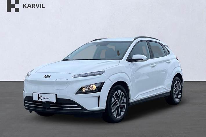 Hvid Hyundai Kona fra 2022 set udefra